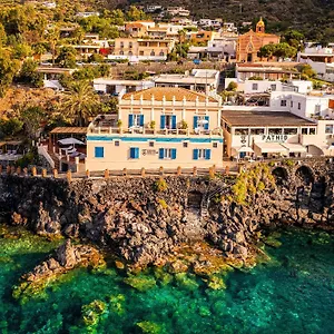 L'ariana Isole Eolie - Esperienze Hotel